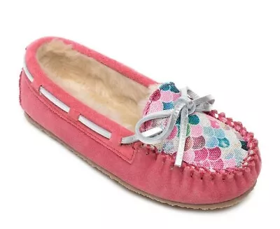 Minnetonka Kids Cassie Mermaid  Moccasins Slippers Size 4 Pink Suede • £16.21