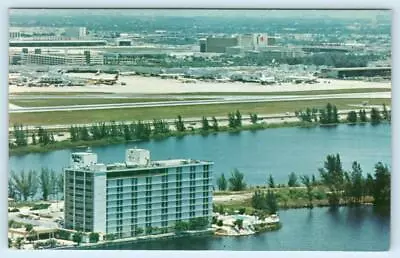 MIAMI Florida FL ~ Roadside AIRPORT LAKES HOLIDAY INN C1970s Airport Postcard • $6.78