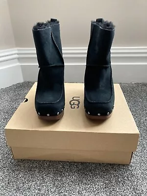 Ugg Boots Size 5 New • £60