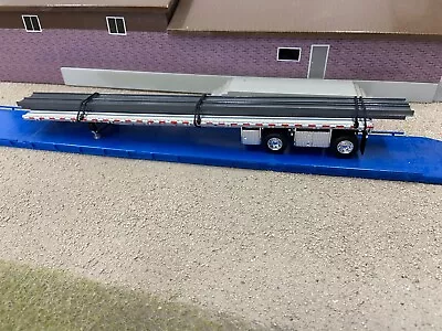 Gray DCP Flatbed With I Beam Load • $65