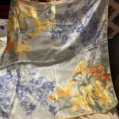 Vintage Vera Neumann 1950’s Floral Lilacs & Lilys 29in L X 29in W In Great Condt • $82