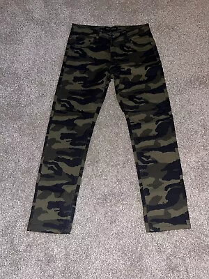 VICTORIOUS Men's Olive Green Camo Twill Stretch Skinny Jeans 32x30 NEW • $26.99