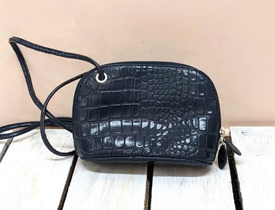 £6.99 • Buy Ladies OSPREY Small Blue Handbag - CG R27