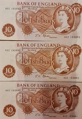 BANK OF ENGLAND - TEN SHILLINGS BANKNOTES - FFORDE UNC. 3 CONSECUTIVE No.'s • £15000