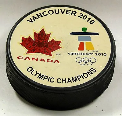 Team Canada Gold Medal Vancouver 2010 Olympic Champions Puck Offwhite Us00506 • $34.99