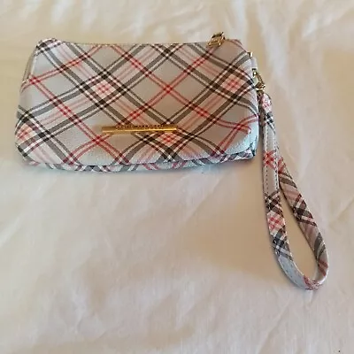 STEVE MADDEN Wristlet Btrell Pretty Plaid Print • $25