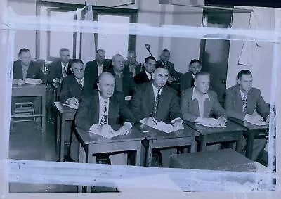 1949 Oakland Police Lieutenants Take Exam Press Photo • $24.99