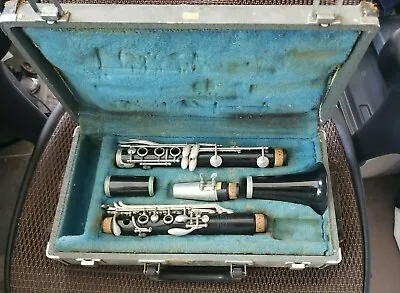 Vito Reso-tone Clarinet W/ Case • $75.99