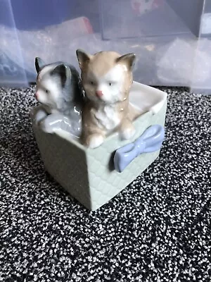 NAO By Lladro Purr-fect Gift (Perfect Gift) #1080 - Excellent Condition • £10