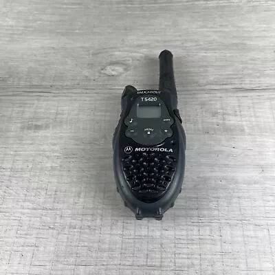 Motorola Talkabout T5420 Black 14-Channel 2-Miles Two-Way Radio Walkie Talkie • $13.25