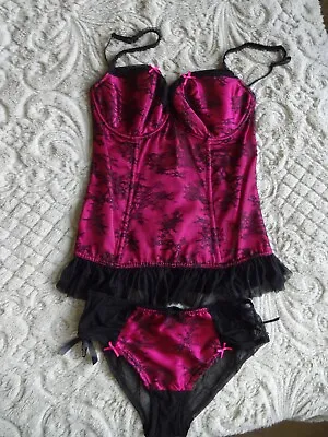 NWoT Stunning M&S Ceriso Black And Pink Lace Corset & Brief Size 32D/8 • £29.95