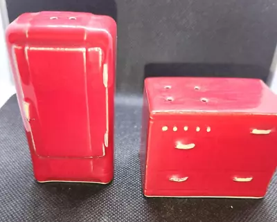 RARE Vintage Arcadia Mini Stove & Fridge Salt & Pepper Shaker Set • $24.99