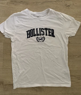 $13 • Buy Hollister Ladies Tshirt, Small