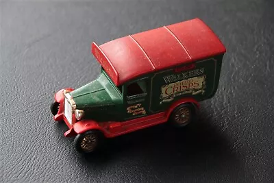 Walker's Crisps Model Delivery Van • £3