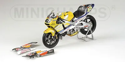 1:12 ROSSI Honda NSR 500 GP Bike Nastro Azzurro 2001 MINICHAMPS 122 016146 Coll • £54.99