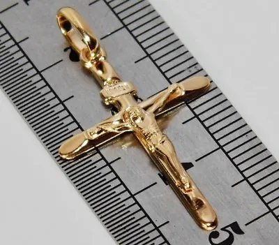 9ct Yellow Gold Crucifix Cross Pendant - Brand New • £42.95