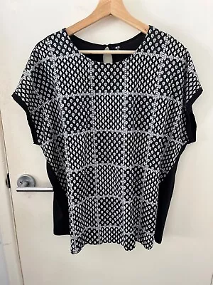 $19 • Buy Uniqlo Womens Top Size XL Blouse Shirt