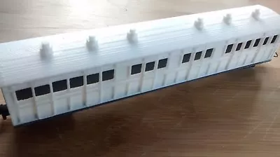 £16 • Buy 009 NARROW GAUGE Bogie Coach.