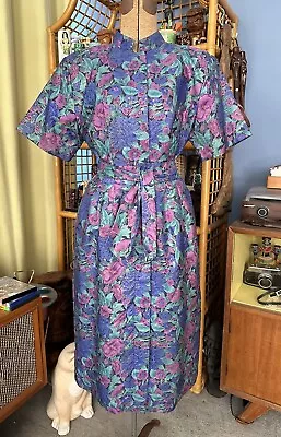 Mai Thai Custom Silk? Vintage Dress 10/12 Retro Floral Pinup • $39.99
