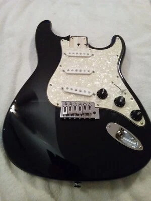 $70 • Buy Fender 2004 Strat Starcaster Fully Loaded 