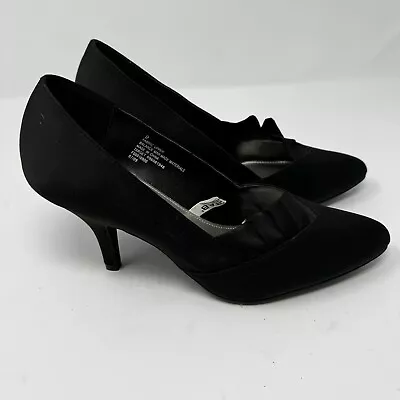 Mossimo Women's NEW Black Pump Size 9 Ruffle 3.5   Heel Fabric Upper • $15