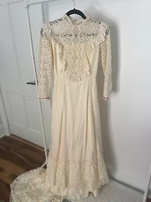 Vintage Women’s Handmade Wedding Dress Ivory Color Pearl Beading  • $60