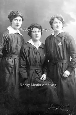 Iqw-18 WWI Munitions Girls Land Army Ransomes Factory Ipswich. Photo • £3.35