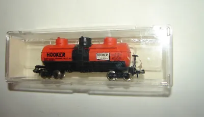 N Scale Model Railroad Life Like 3 Dome  Hooker Tank Car  07765    124 • $10.99