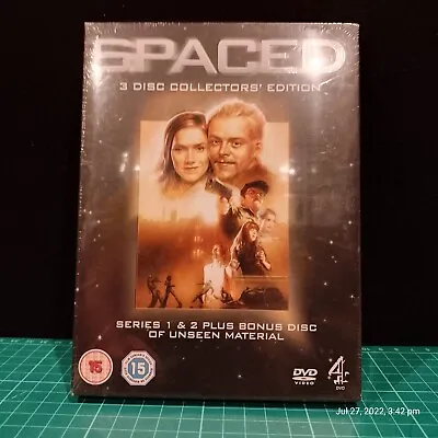 Spaced 3 Disc Collectors Edition  Series 1 & 2 R2 Dvd B/new Sealed Simon Pegg • £8.99