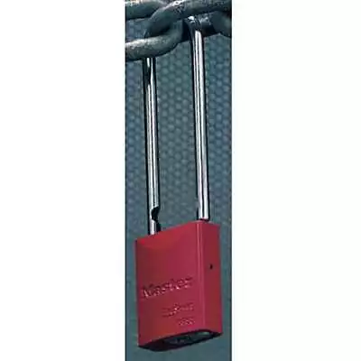 Master Lock 6835KALTRED 3'' Shackle Padlock • $15.49