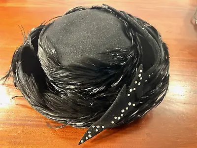 Mr John Classic Women's One Size Wool Derby Hat With Black Feathers • $40