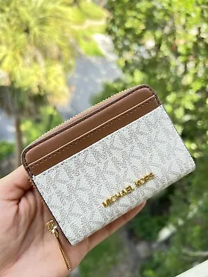 Michael Kors Jet Set Medium Zip Around Leather Card Case Wallet Vanilla Brown MK • $65