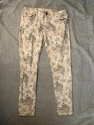 Mossimo Supply Co Size 9 Fit 6 Pants Used • $3.99