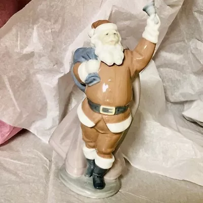 VTG Lladro Porcelain Jolly Santa Carrying Presents Bell Ringer Figurine #06500 • $180