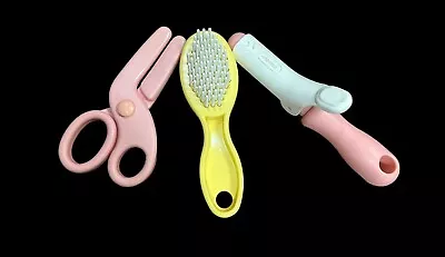 Vtg Little Tikes Beauty Salon Vanity Curling Iron Pink Scissors & Yellow Brush • $69.99