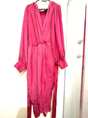 City  Chic          New          Stunning           Dress            Size    Xxl • $25.99