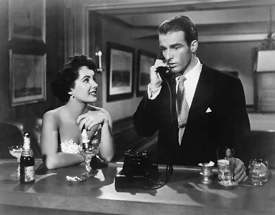 A Place In The Sun 1951 Elizabeth Taylor Montgomery Clift At The Bar Photo C1835 • $15.98