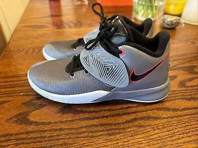 Nike Kyrie Flytrap 3 GS Shoes Youth Boys 5Y Gray Lace Up Basketball Sneakers • $29.99