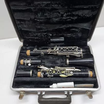 Vintage Bundy Clarinet • $9.99