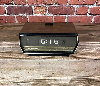 Vintage General Electric Rotating Flip Clock 8141-4 Alarm Lighted Dial Works • $28