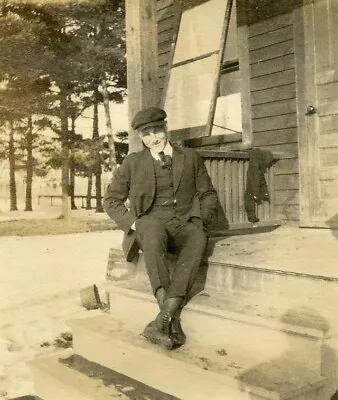 N243 Original Vintage Photo MAN IN SUIT ON PORCH STEPS WINDOW OPEN C Early 1900 • $5.50