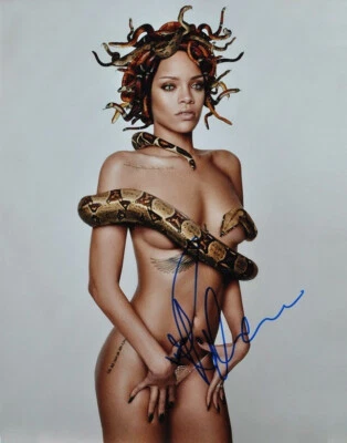 £12.57 • Buy RIHANNA Sexy Signed 8x10 Photo Reprint
