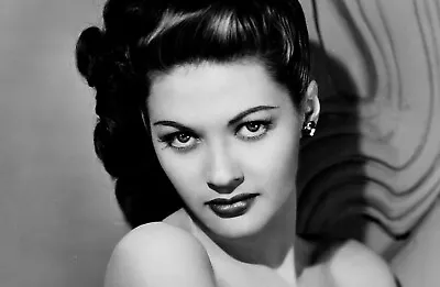 Actress YVONNE De CARLO Classic Hollywood Pin Up Picture Photo 5  X 7    • £9.17