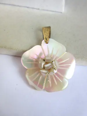 Vintage Miriam Haskell Mother Of Pearl Flower Pendant • $84