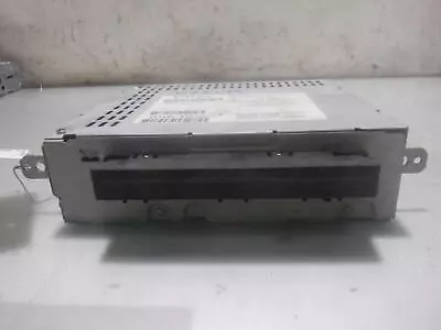 06 VOLVO XC90 A/V Equipment CD Player 30737972 • $60