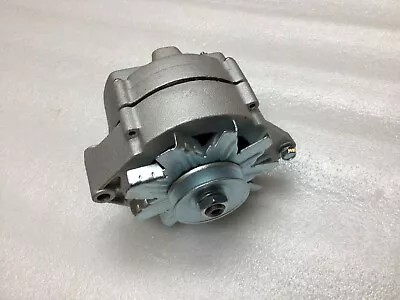 International Harvester Scout 80 & 800 High Quality Reman Alternator • $99.95