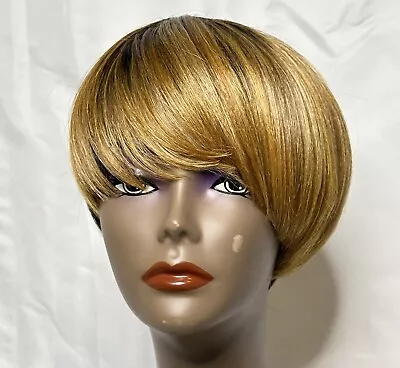 Model Model Short Layered Wig New Without Tags • $14