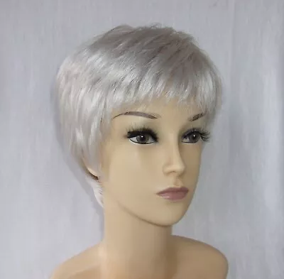 Envy Wig Petite Tiffany Mono Top Light Grey • $85