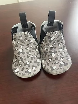 Freshly Picked Disney Mickey Mouse Leather Shoes Size 6 • $17.21