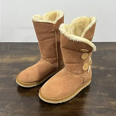 UGG Bailey Button Triplet Tall Women's Boot Chestnut Size 8 • $27.50